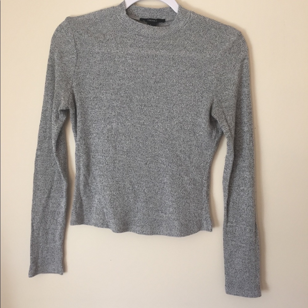 F21 Crew Neck Knit Grey Top